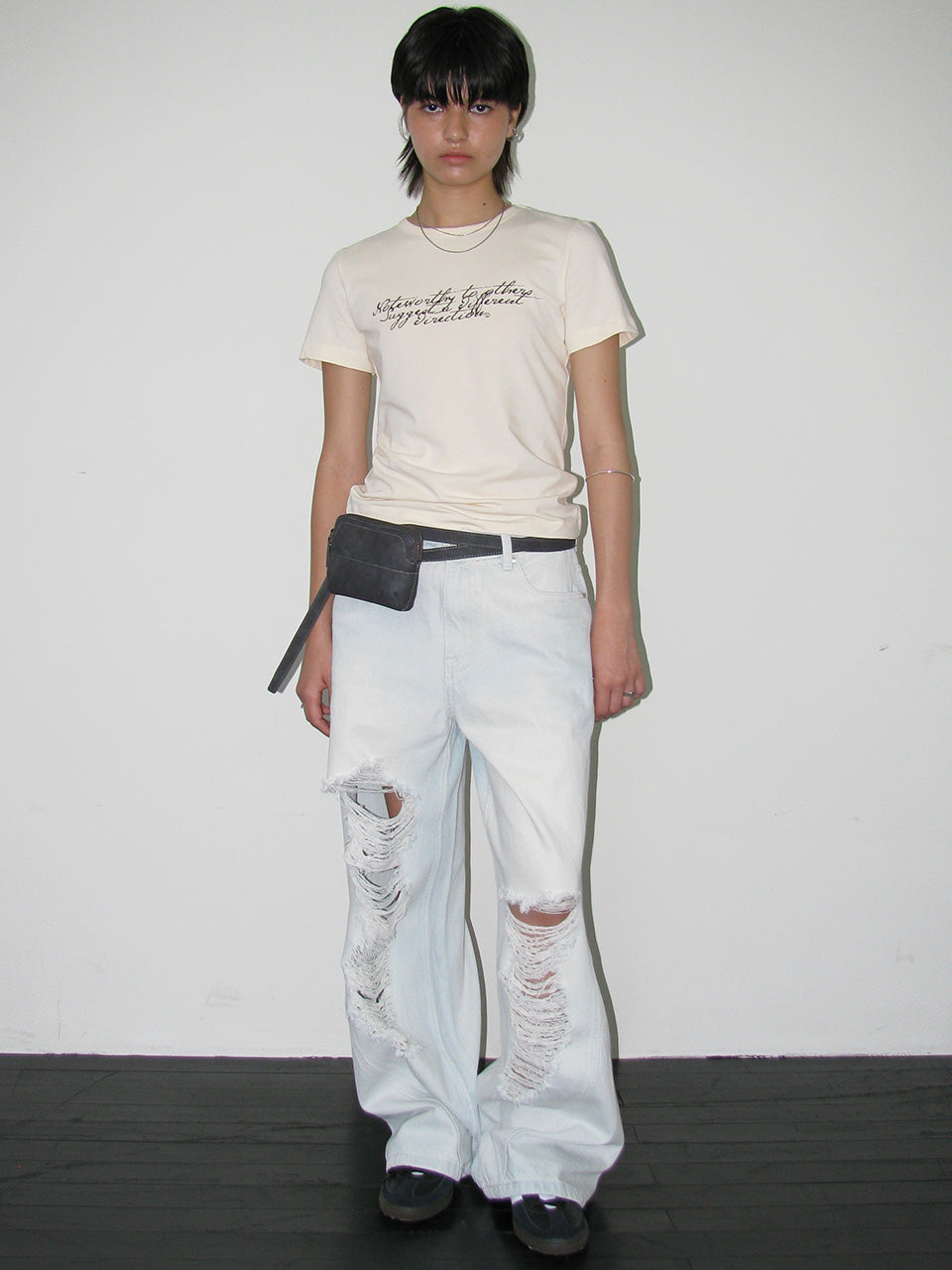 Curved Damage Wide Jeans [Ice Blue]